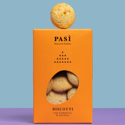 Biscotti con Scorzette di Arancia